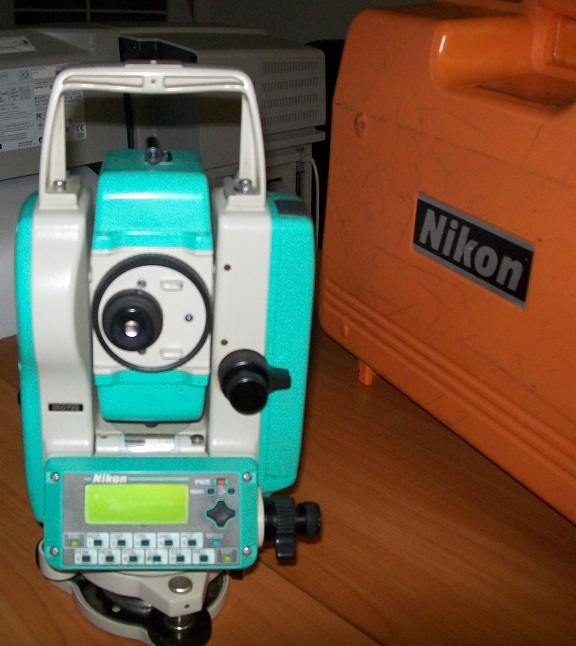 Nikon22.jpg